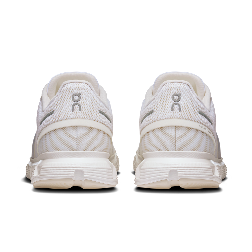 On Women's Cloud 6 (White/White)