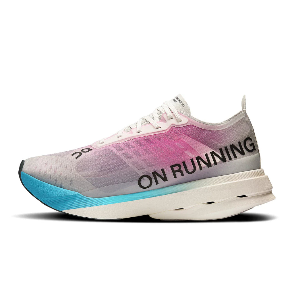  Women's Cloudboom Strike (White/Horizon)