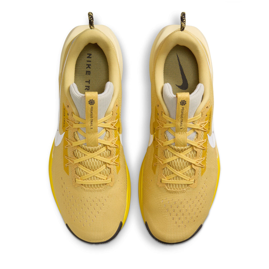 Nike Men’s React Pegasus Trail 5 (700 - Saturn Gold/White-Lightening-Alabaster)