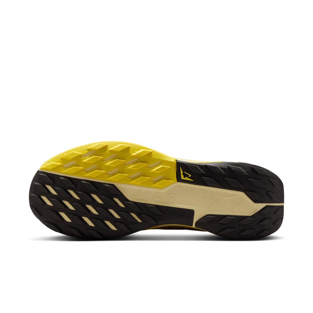 Nike Men’s React Pegasus Trail 5 (700 - Saturn Gold/White-Lightening-Alabaster)