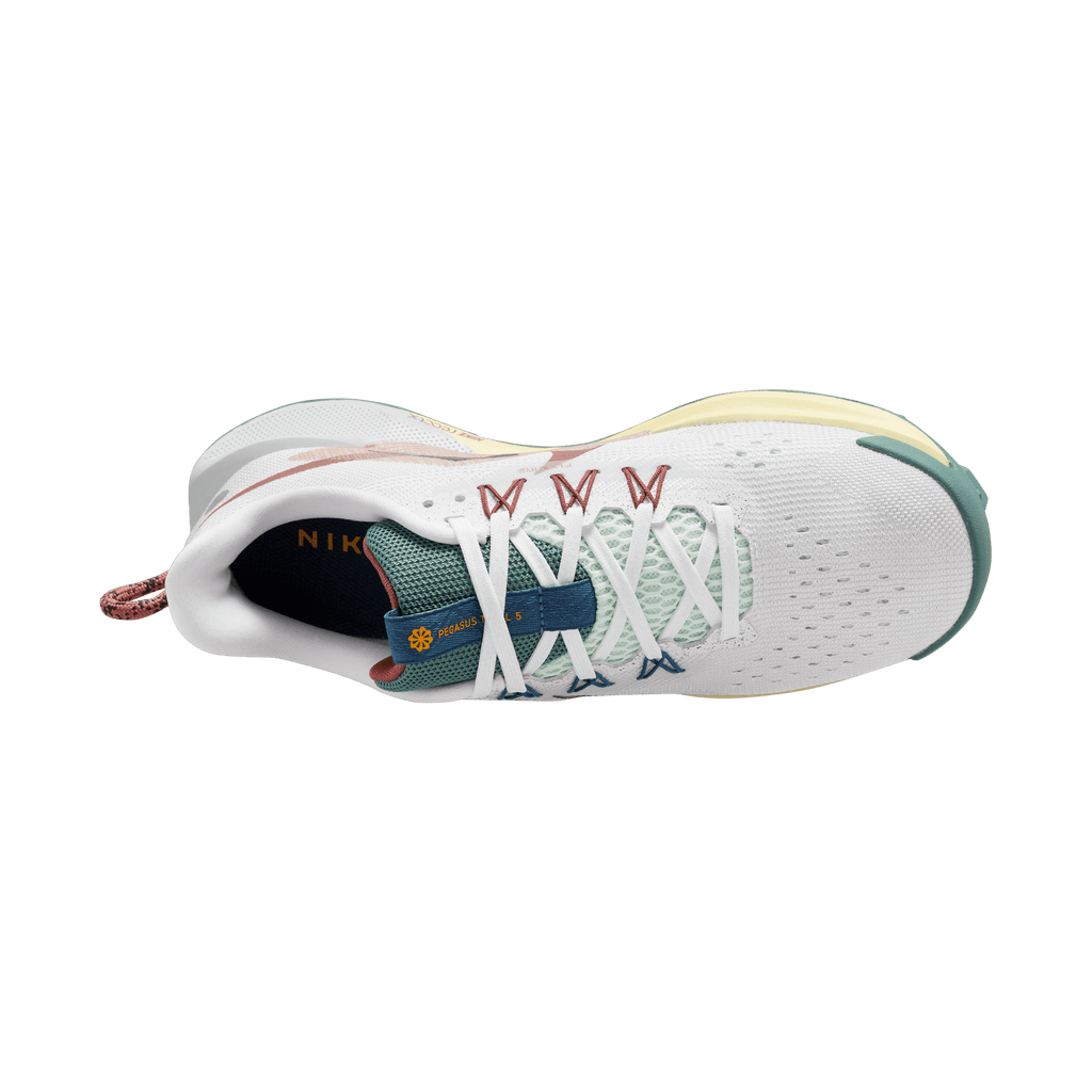 Nike Women’s React Pegasus Trail 5 (100 - White/Black-Court Blue-Cedar)