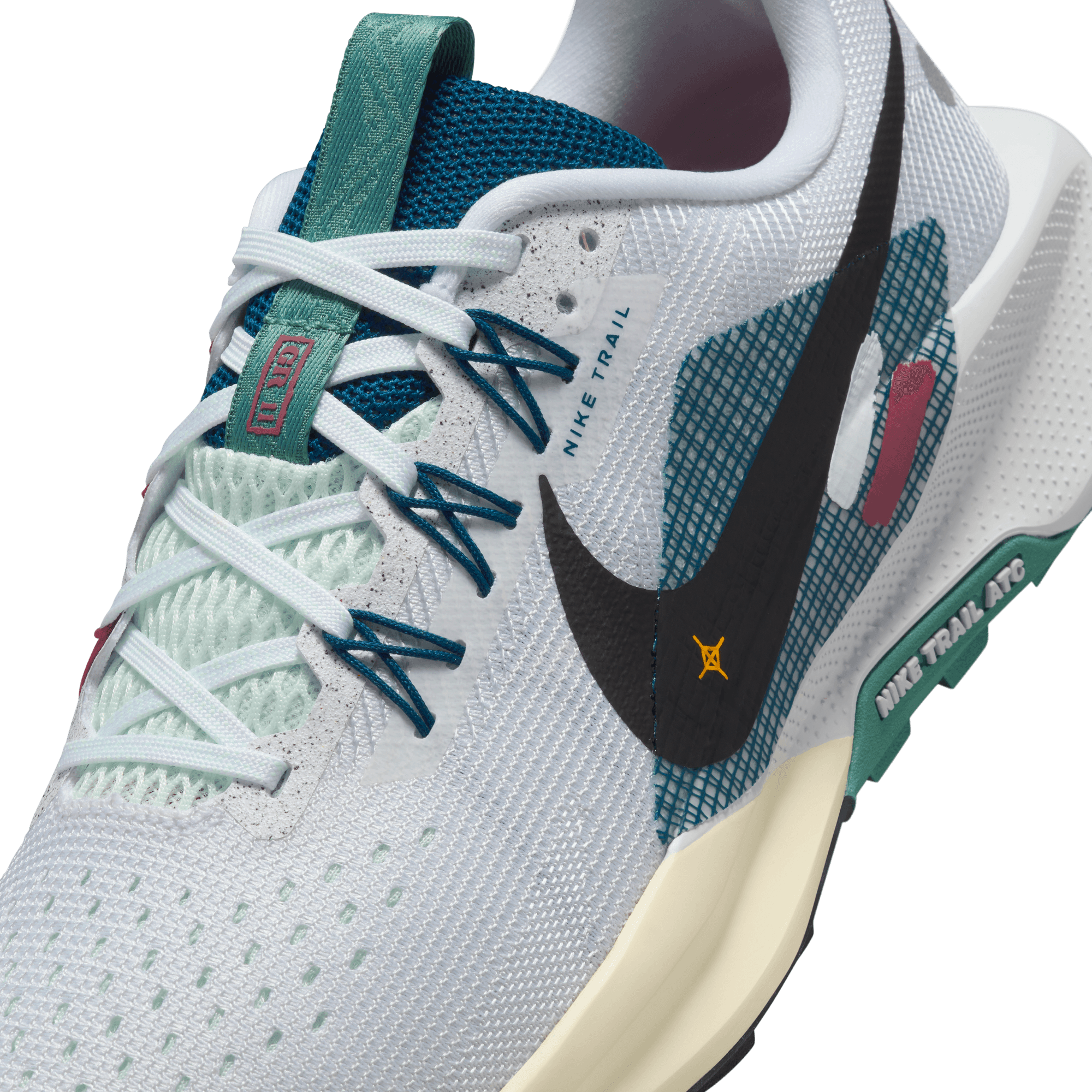 Nike Women’s React Pegasus Trail 5 (100 - White/Black-Court Blue-Cedar)