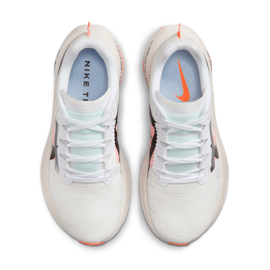 Nike Women’s Ultrafly (100 - White/Black/Total Orange/Pale Ivory)