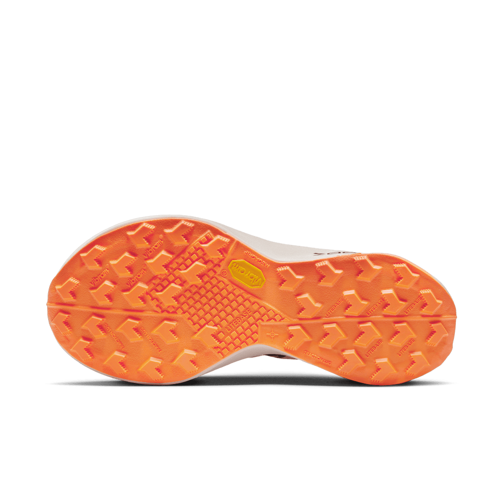 Nike Women’s Ultrafly (100 - White/Black/Total Orange/Pale Ivory)