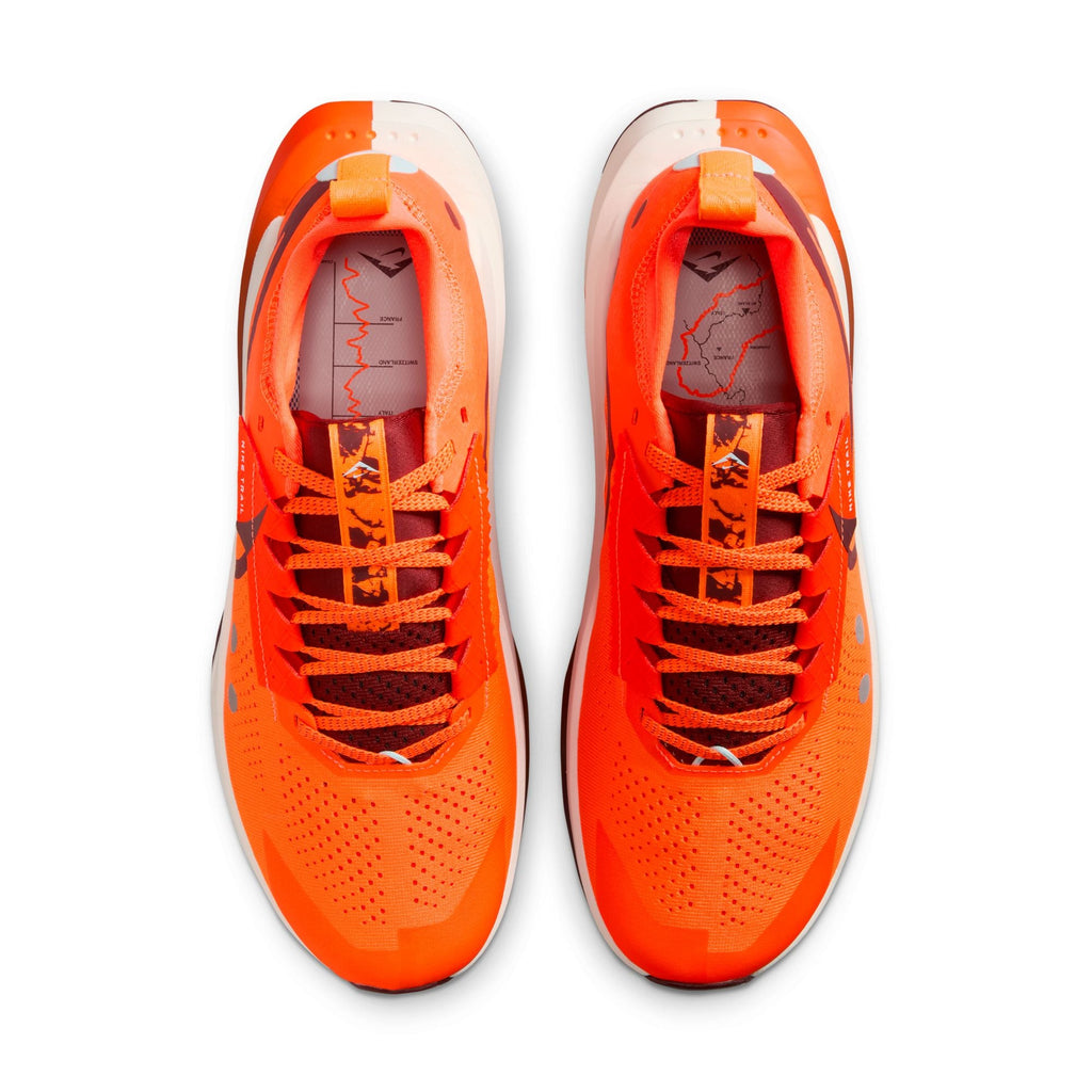 Nike Men’s Zegama Trail 2 (800 - Hyper Crimson/Dark Team Red-Glacier Blue)