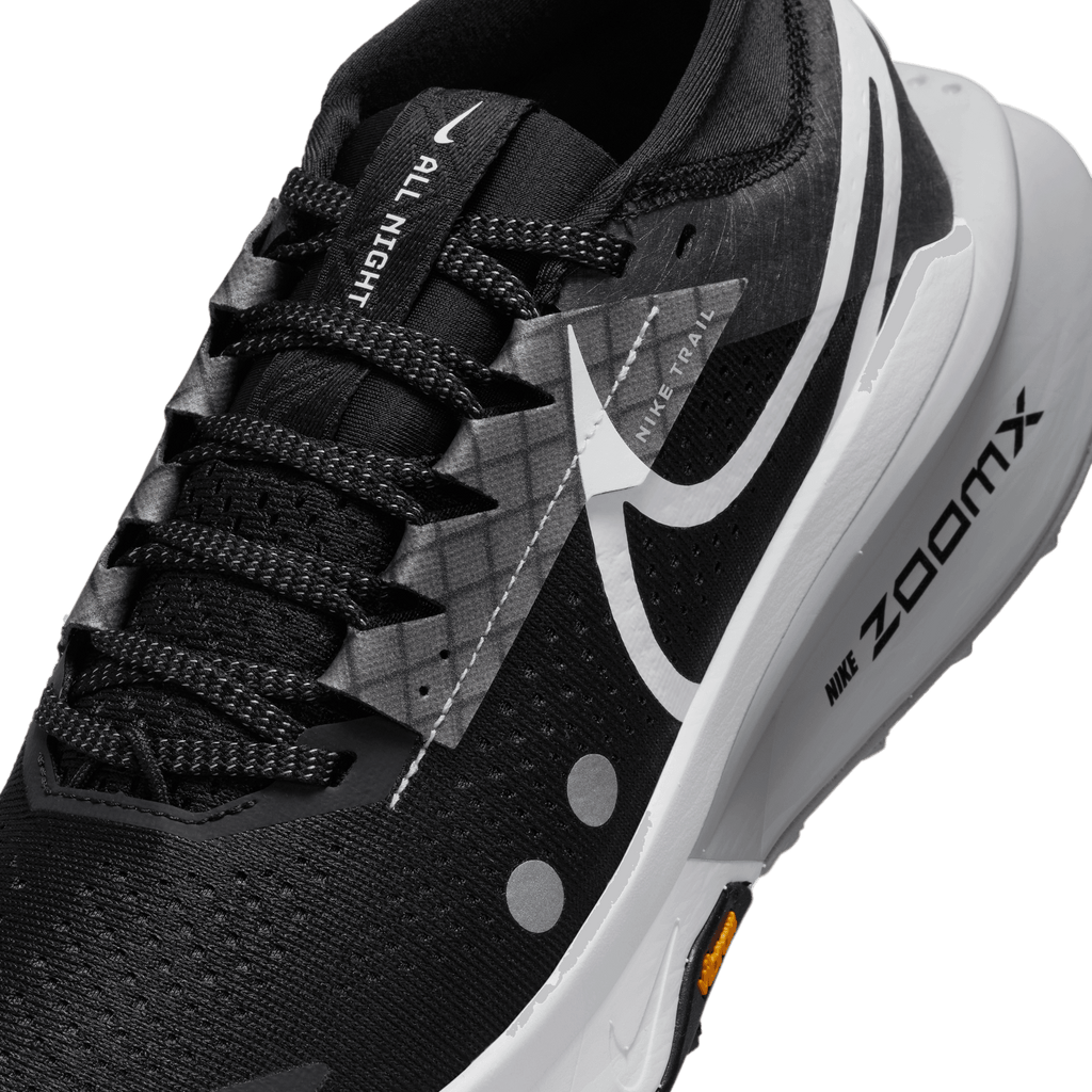 Nike Women’s Zegama Trail 2 (001 - Black/White-Wolf Grey-Anthracite)