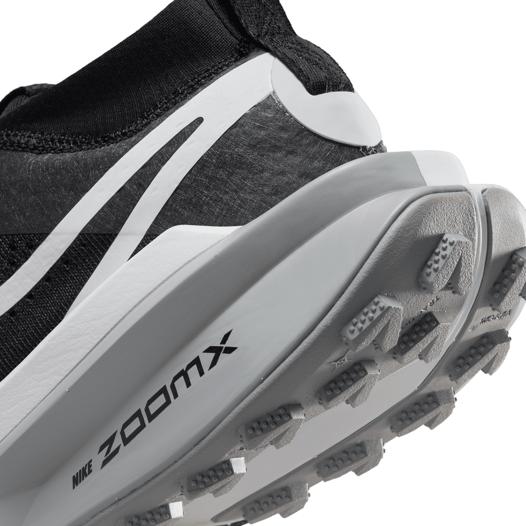 Nike Women’s Zegama Trail 2 (001 - Black/White-Wolf Grey-Anthracite)