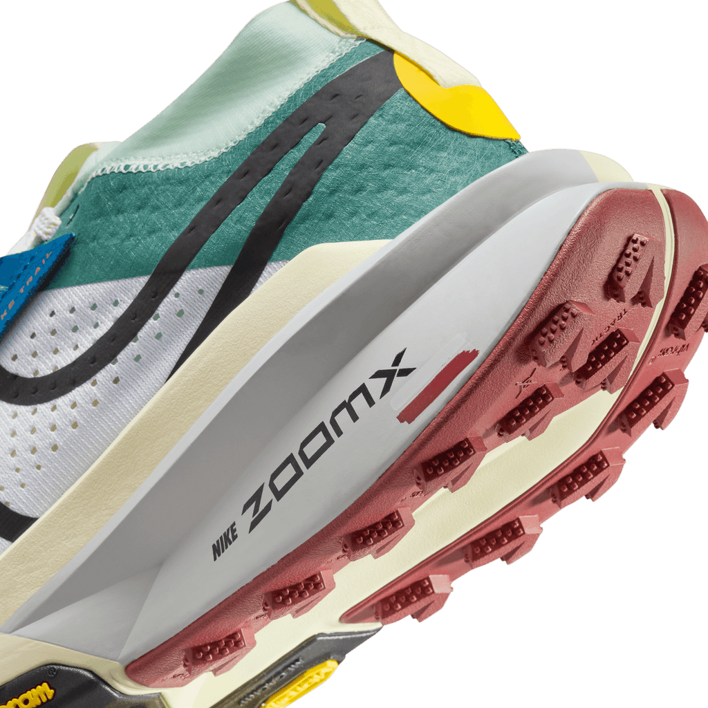 Nike Women’s Zegama Trail 2 (101 - White/Black-Bicoastal-Court Blue)