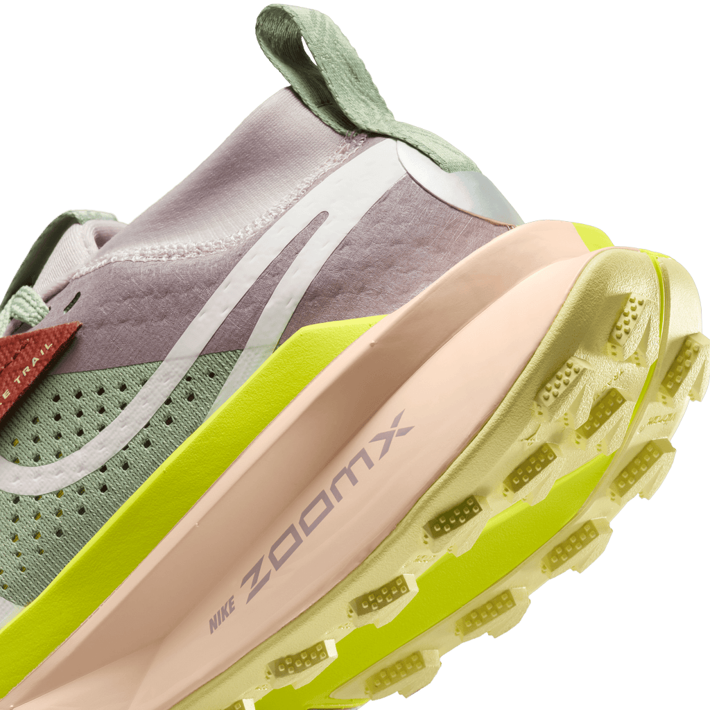 Nike Women’s Zegama Trail 2 (300 - Jade Horizon/Sail-Cyber-Crimson Tint)