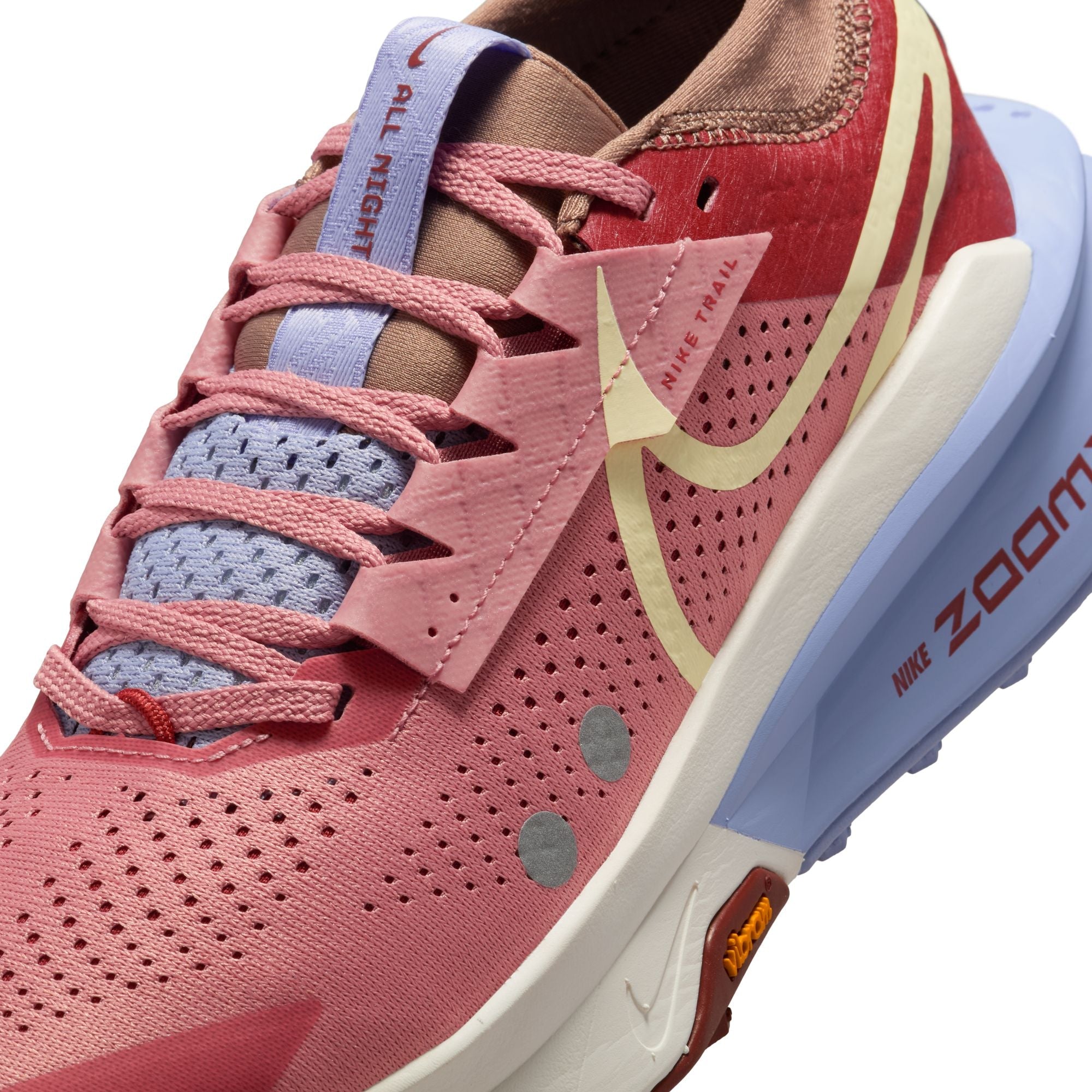 Nike Women’s Zegama Trail 2 (600 - Red Stardust/Alabaster-Mars Stone)