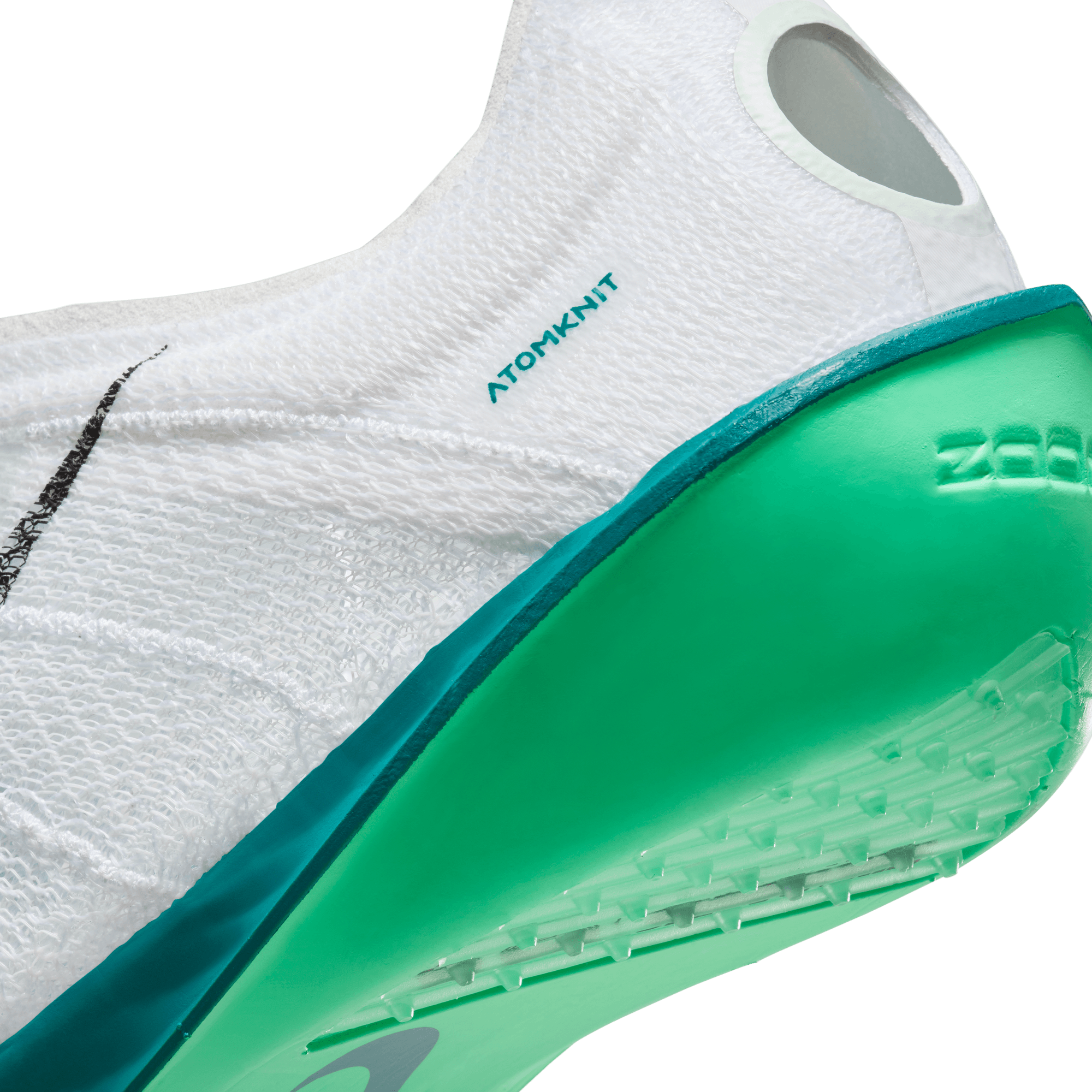 Nike Unisex Victory 2 (100 - White/Black-Bright Spruce-Electrical Algae)