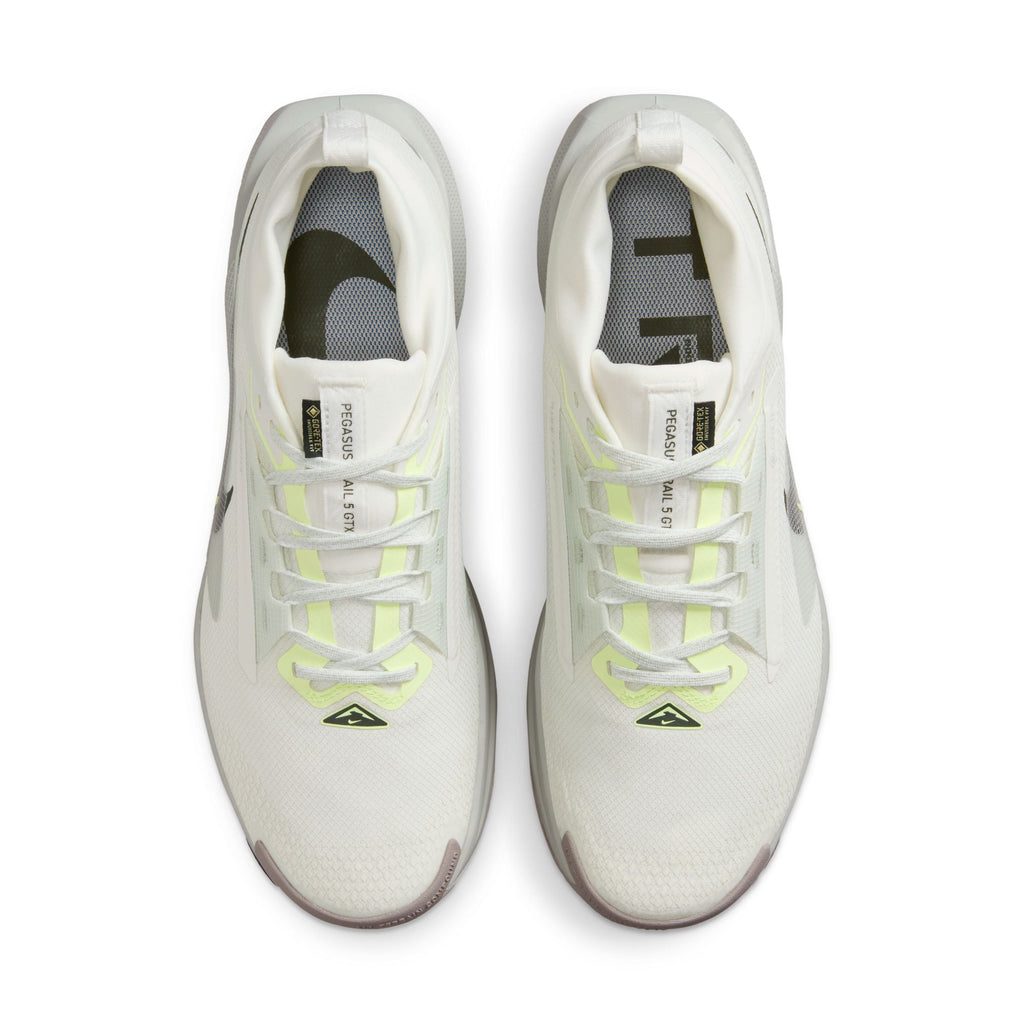 Nike Men’s React Pegasus Trail 5 GORE-TEX (102 - Summit White/Sequoia-Light Silver)