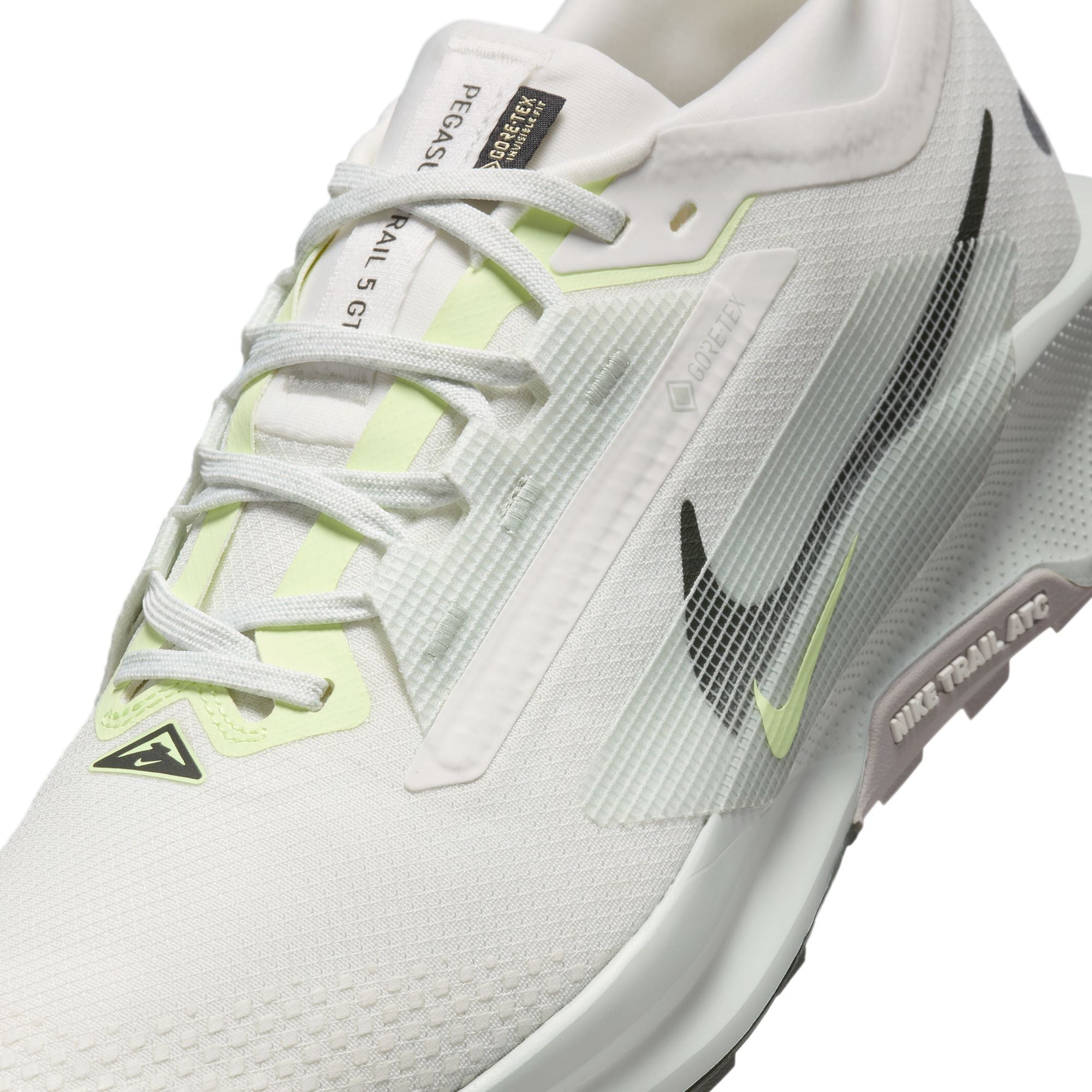 Nike Men’s React Pegasus Trail 5 GORE-TEX (102 - Summit White/Sequoia-Light Silver)