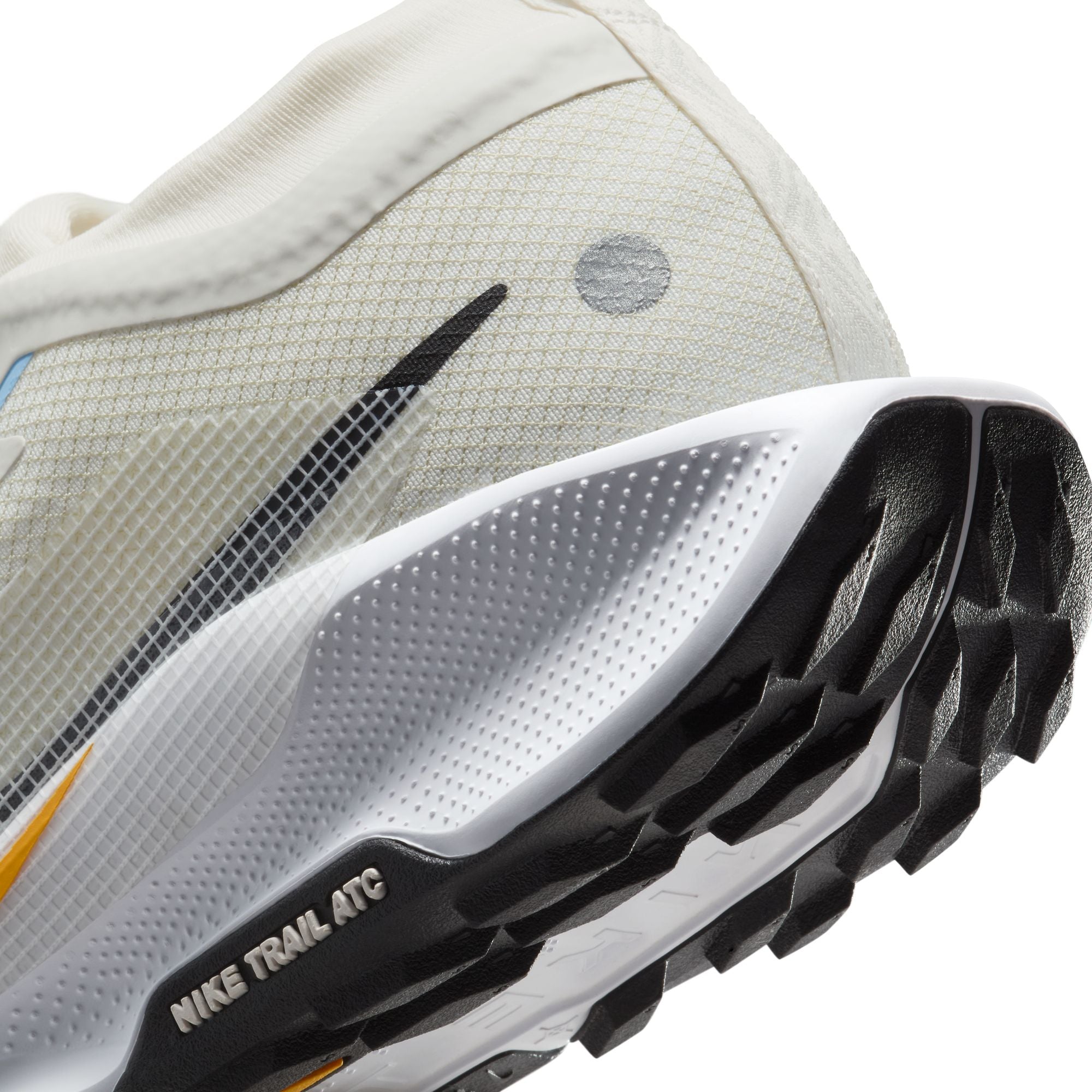 Nike Women’s React Pegasus Trail 5 GORE-TEX (003 - Phantom/Black-White-University Gold)