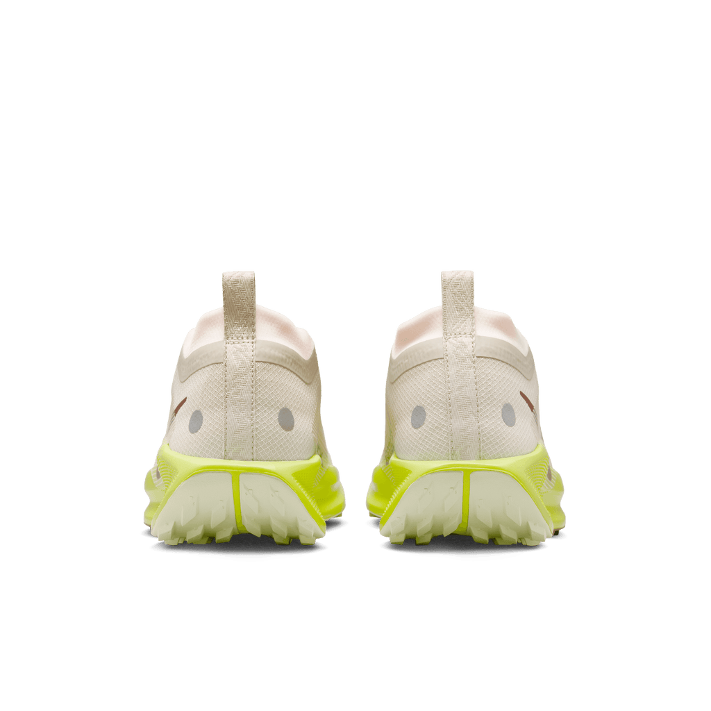 Nike Women’s React Pegasus Trail 5 GORE-TEX (101 - Sanddrift/Dark Pony-Cyber-Life Lime)