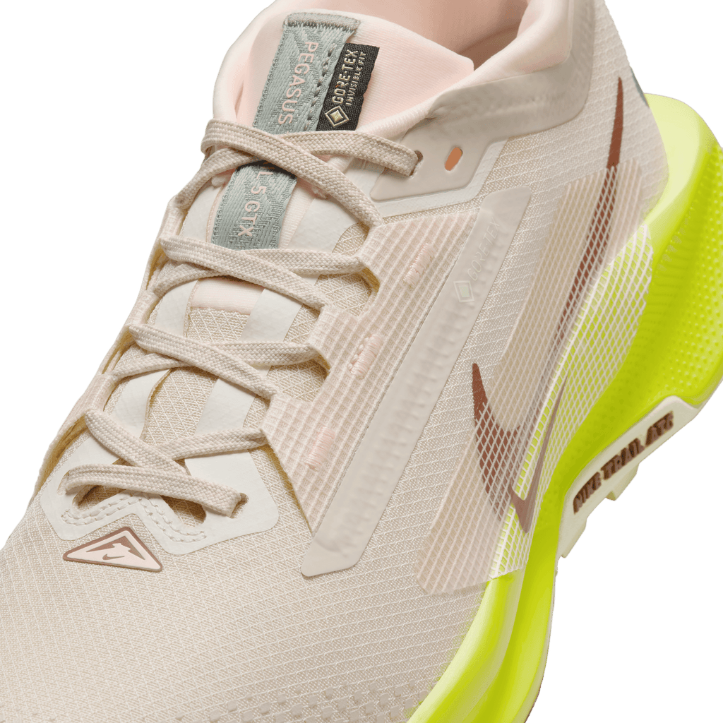 Nike Women’s React Pegasus Trail 5 GORE-TEX (101 - Sanddrift/Dark Pony-Cyber-Life Lime)