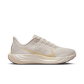 Nike Women’s Pegasus Plus (100 - Lt Orewood Brn/Coconut Milk-Sail)
