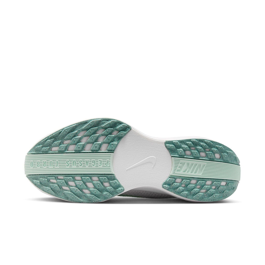 Nike Women’s Pegasus Plus (103 - White/Mint Foam-Cannon)