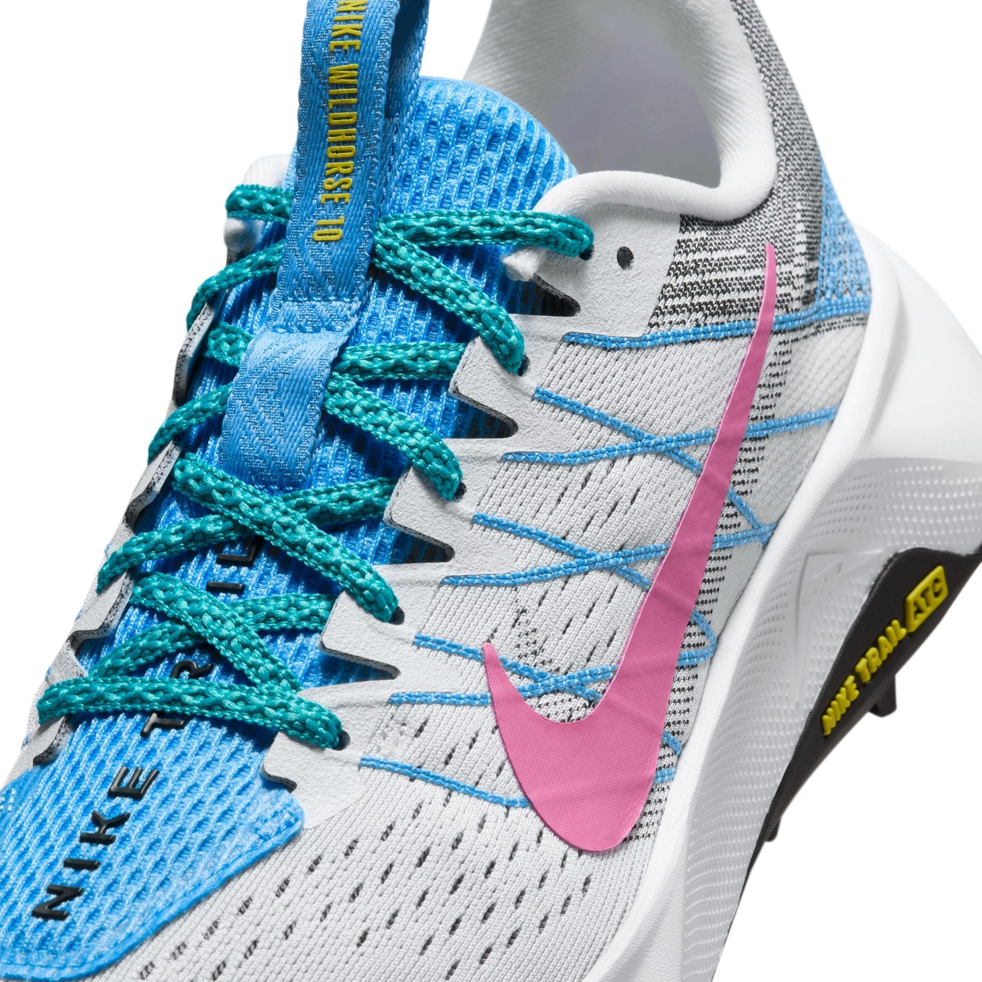 Nike Women’s Wildhorse 10 (100 - White/Playful Pink-Black-University Blue)