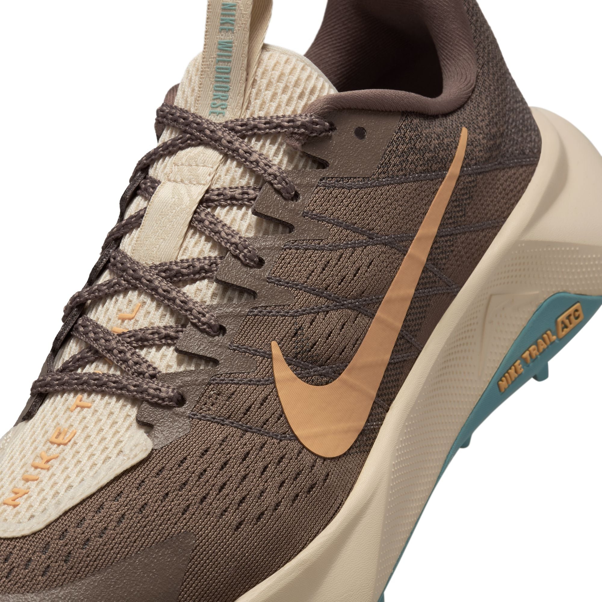 Nike Women’s Wildhorse 10 (201 - Mink Brown/Orange Chalk-Cave Stone)