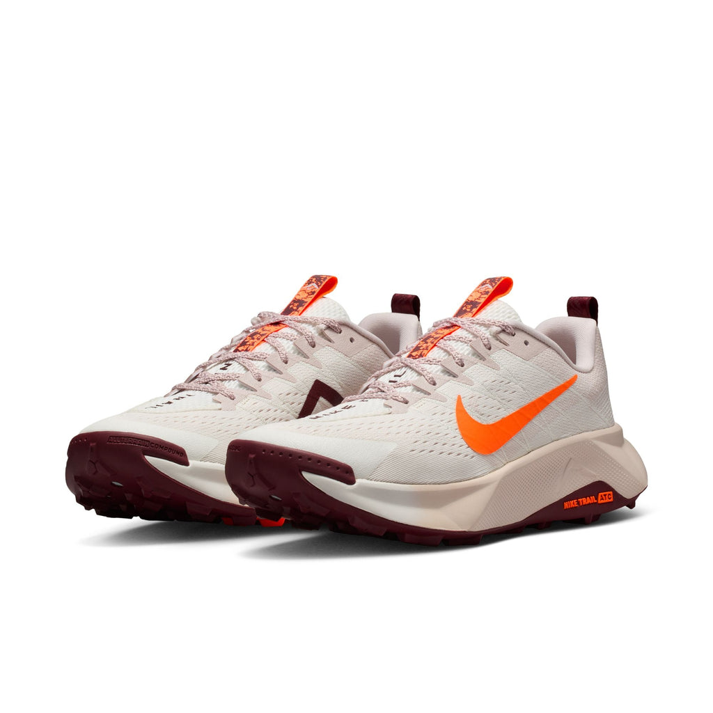Nike Men’s Wildhorse 10 (102 - Sail/Hyper Crimson-Silt Red)