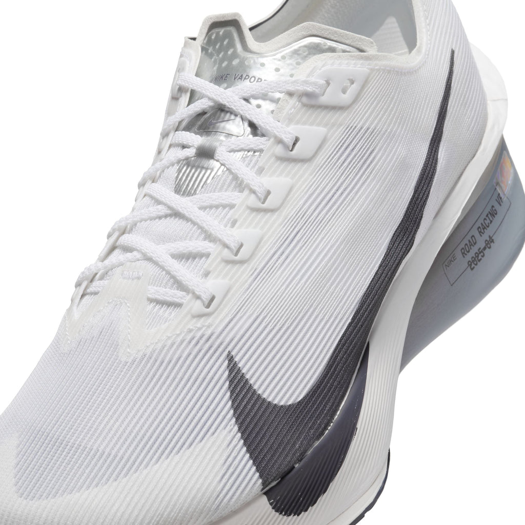 Nike Men’s Vaporfly 4 (100 - White/Gridiron-Obsidian Mist)