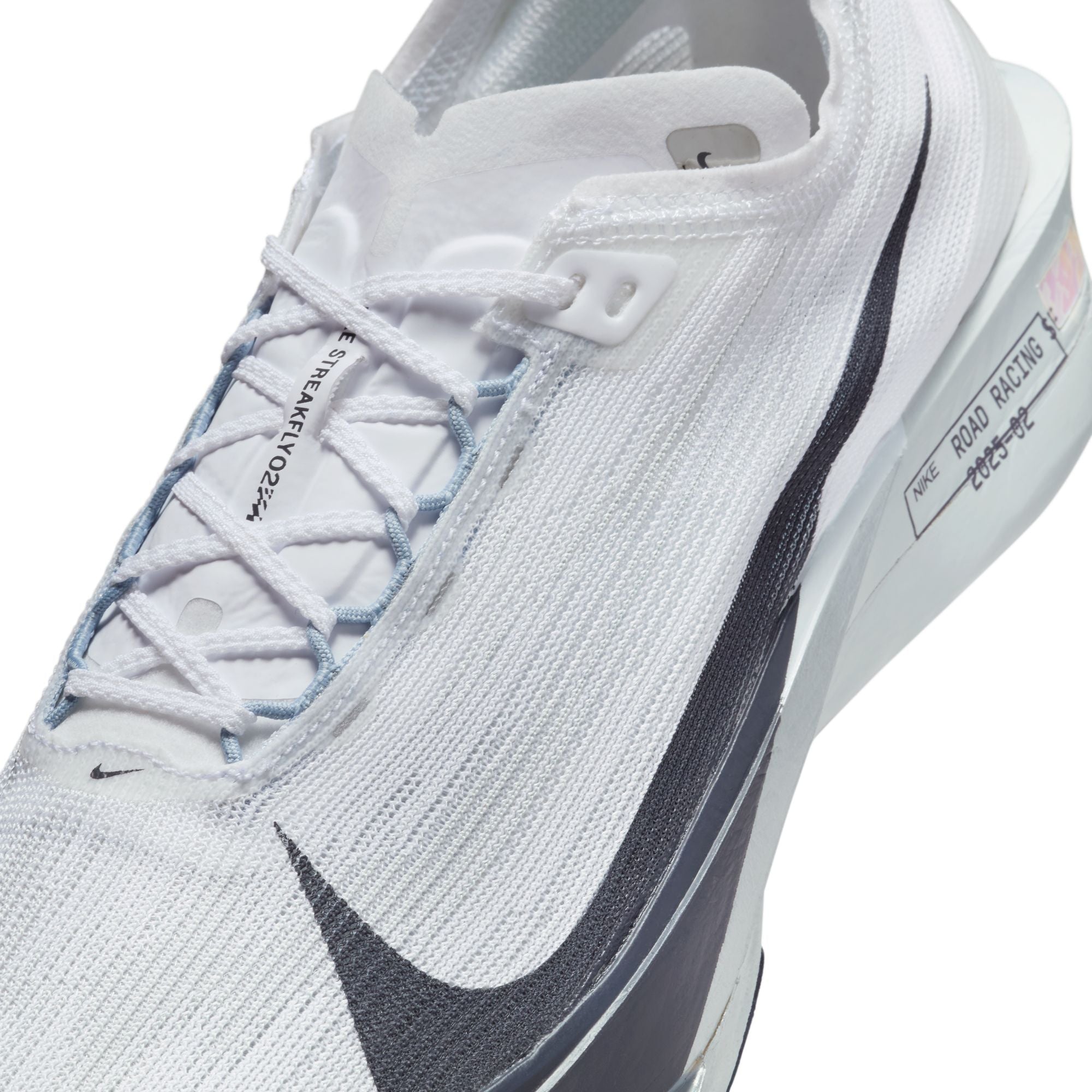 Nike Unisex Streakfly 2 (100 - White/Gridiron-Obsidian Mist)