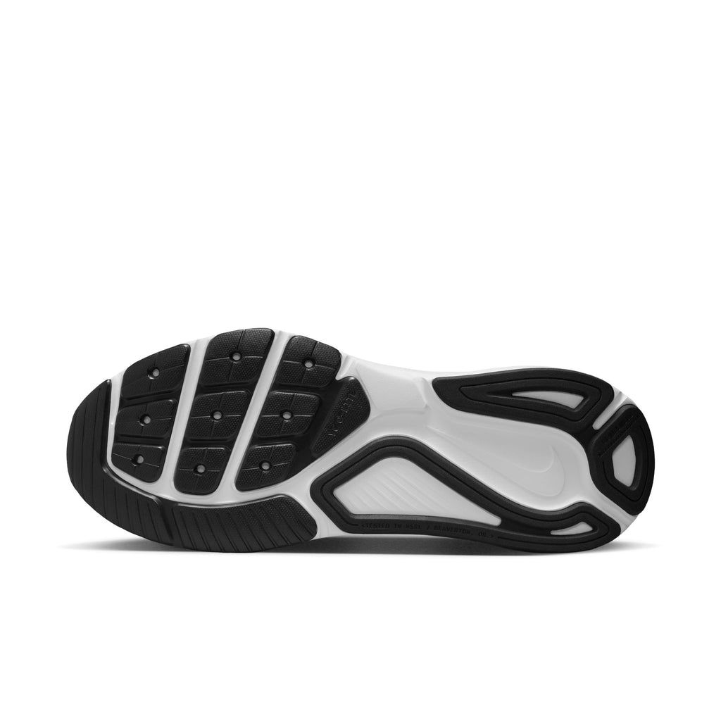 Nike Women’s Structure 26 (003 - Black/White-Cool Grey-Metallic Silver)