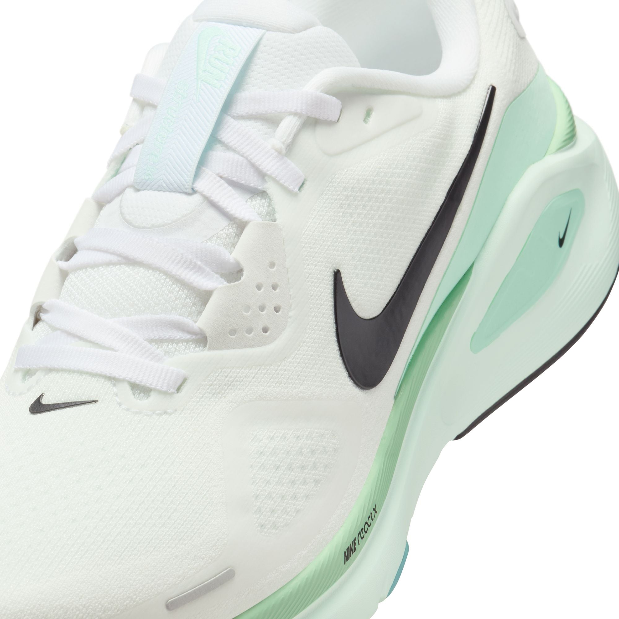 Nike Women’s Structure 26 (100 - White/Black-Barely Green-Mint Foam)