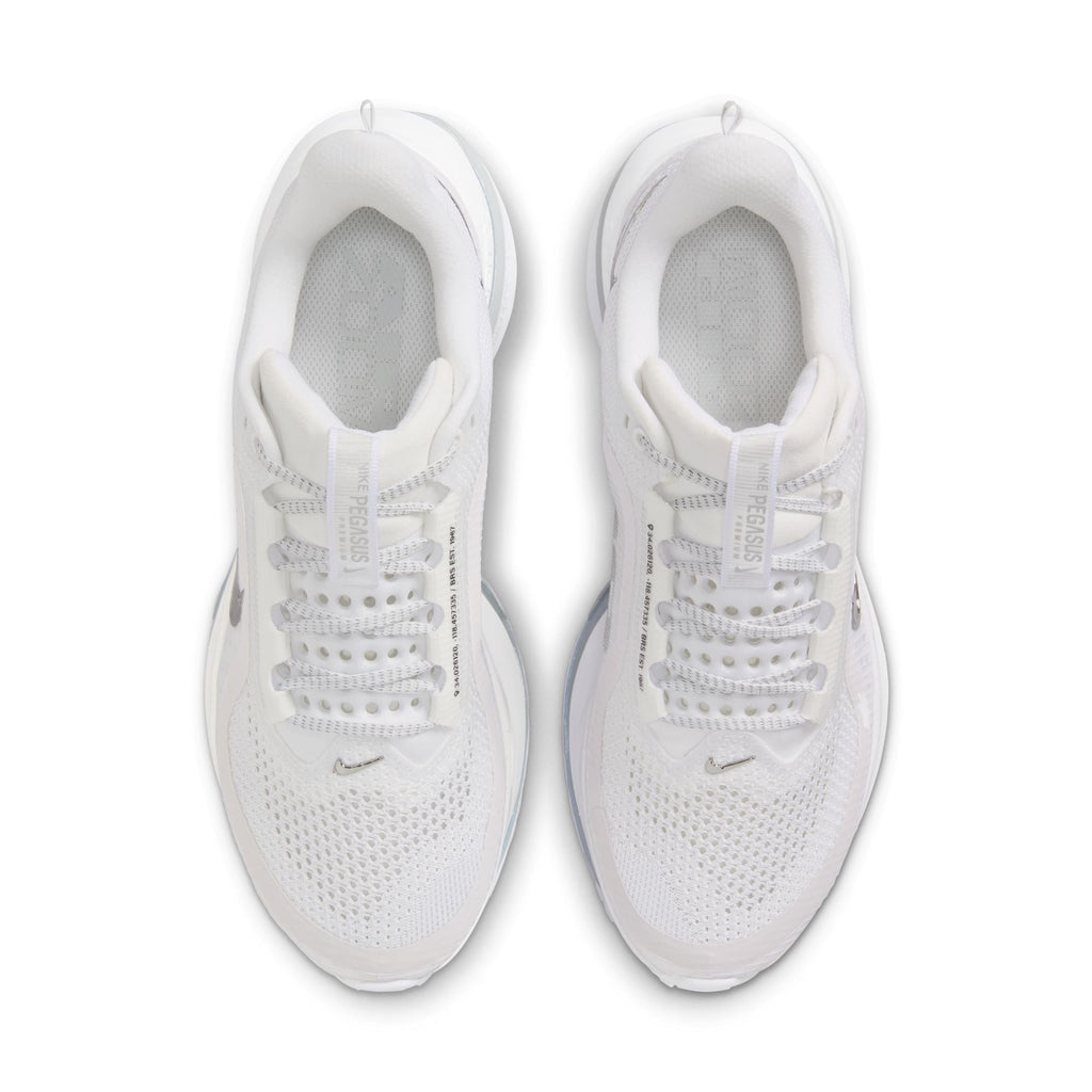 Nike Women's Pegasus Premium (102 - White/Metallic Silver-Metallic Silver)