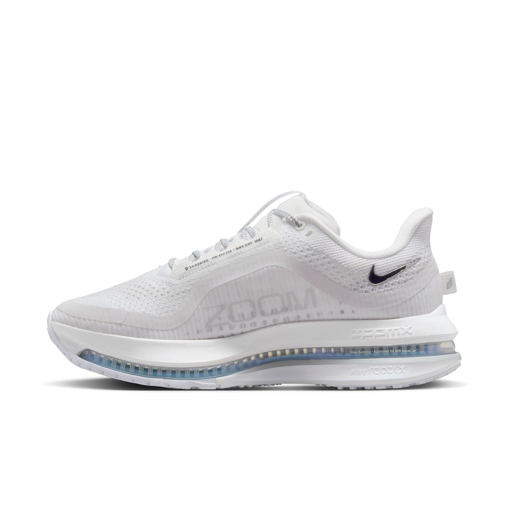 Nike Women's Pegasus Premium (102 - White/Metallic Silver-Metallic Silver)