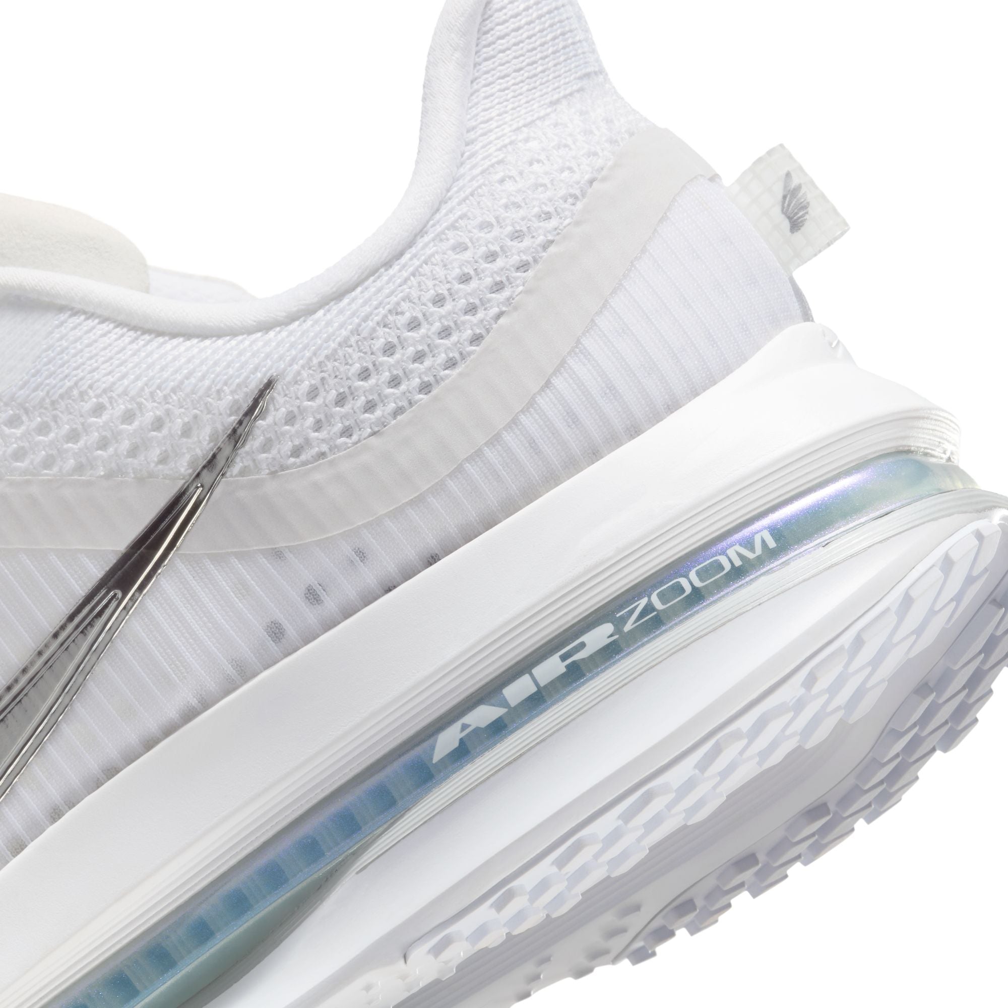 Nike Women's Pegasus Premium (102 - White/Metallic Silver-Metallic Silver)