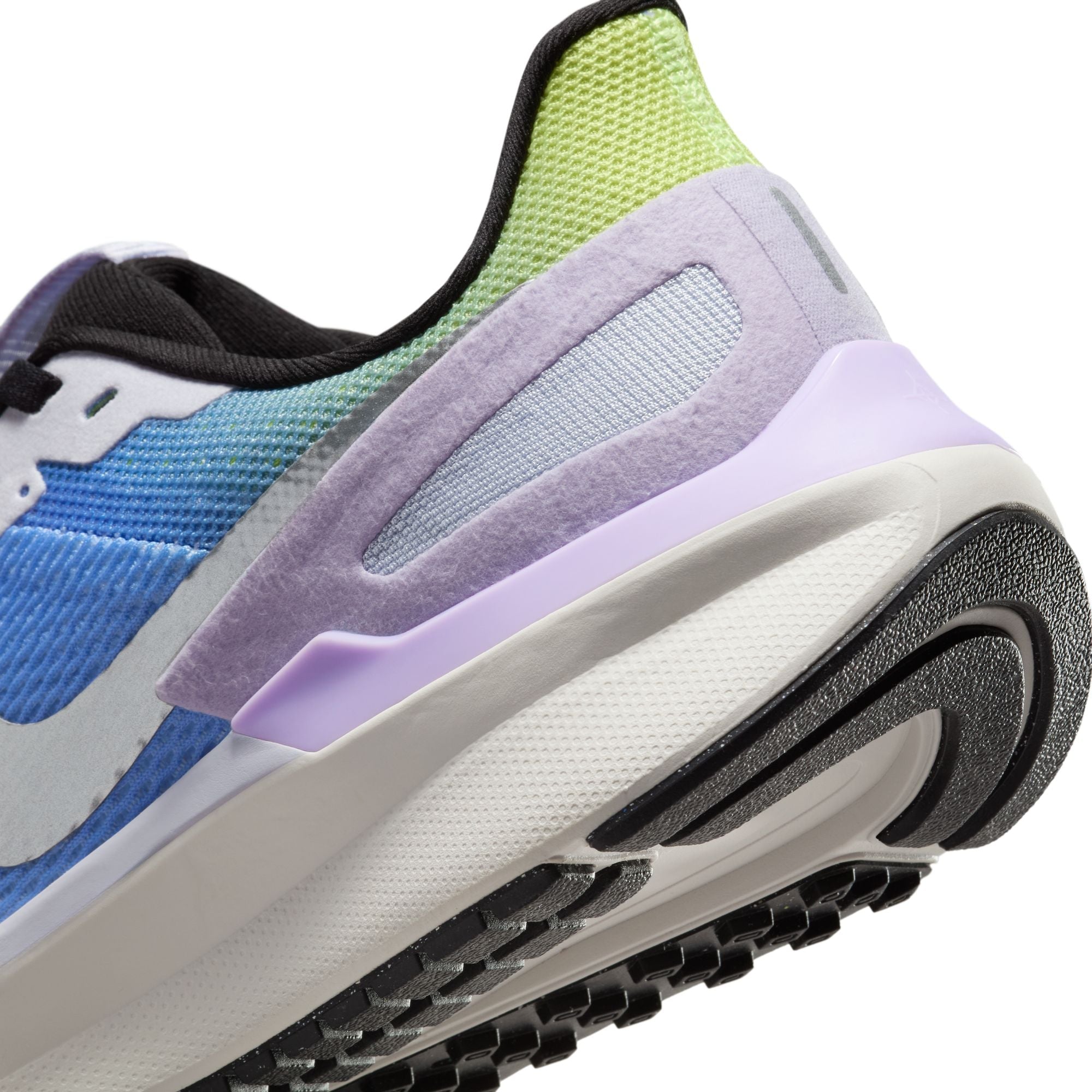 Nike Women’s Structure 25 SE (500 - Amethyst Tint/Metallic Gold-Black)