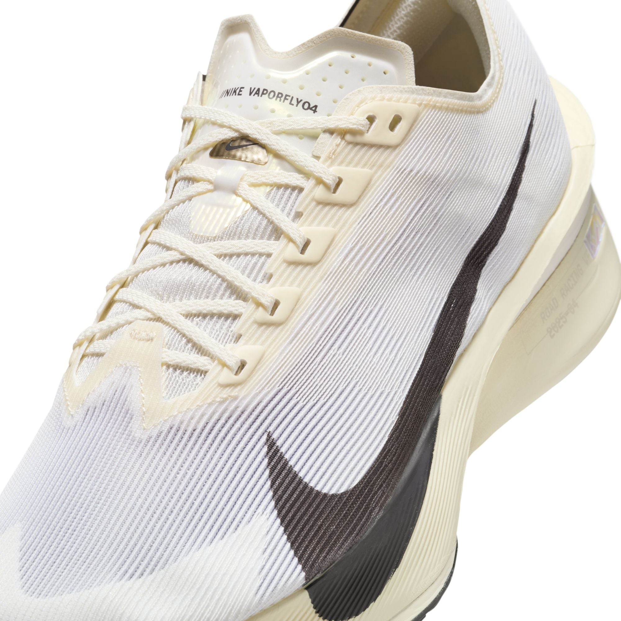 Nike Men’s Vaporfly 4 "Jakob Ingebrigtsen" (100 - Sail/Medium Ash-Metallic Gold Grain-Phantom)